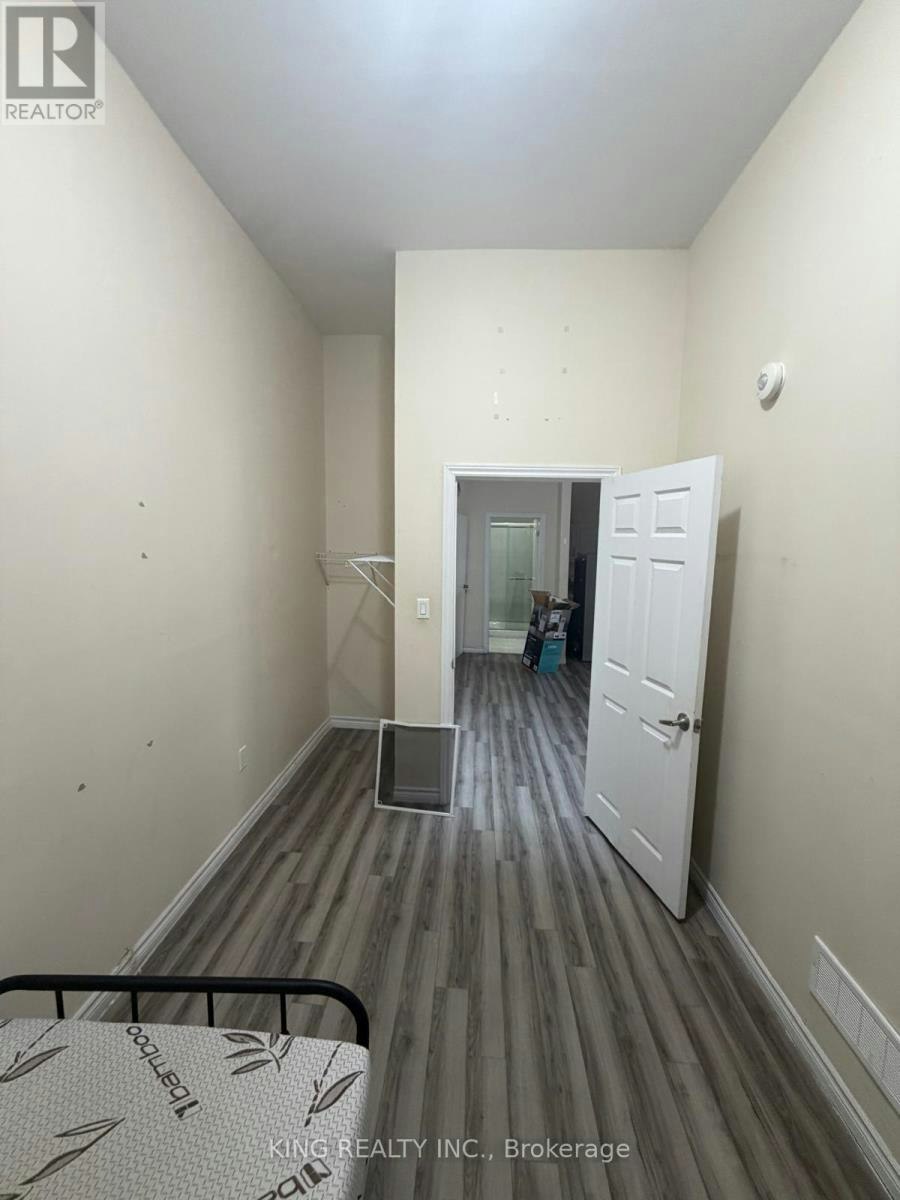 UPPER-544 Dundas Street E, London, ON, N6B 1W8 - 7