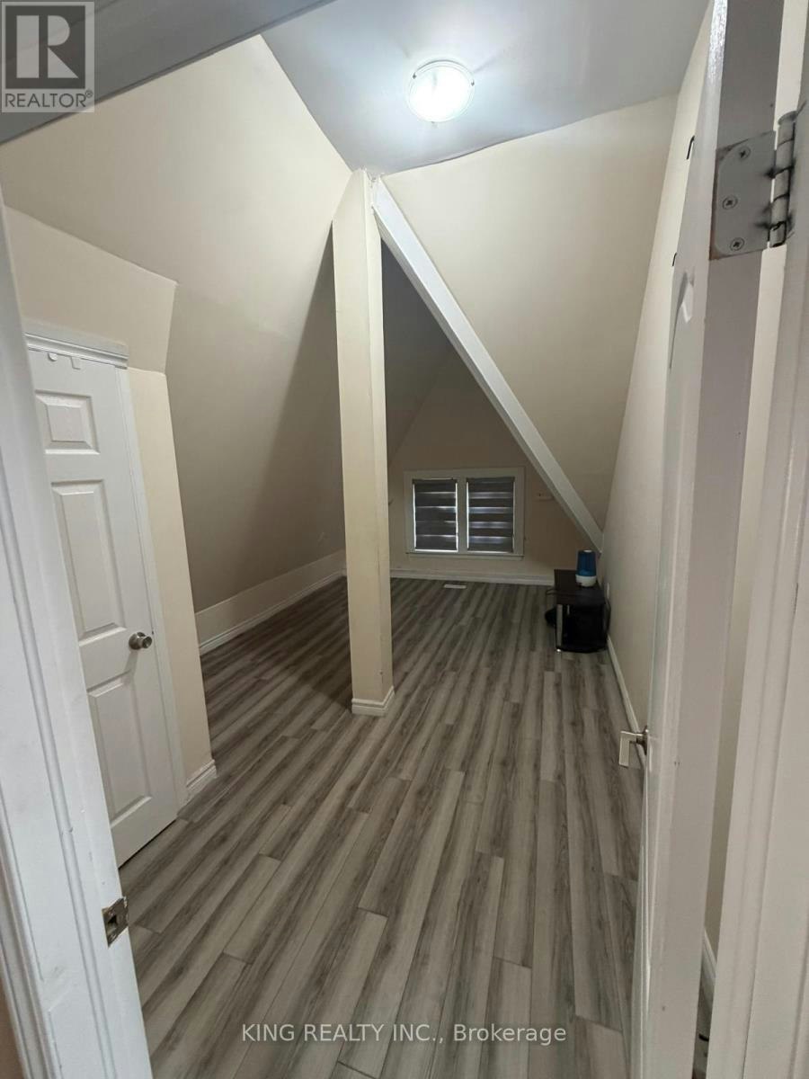UPPER-544 Dundas Street E, London, ON, N6B 1W8 - 9