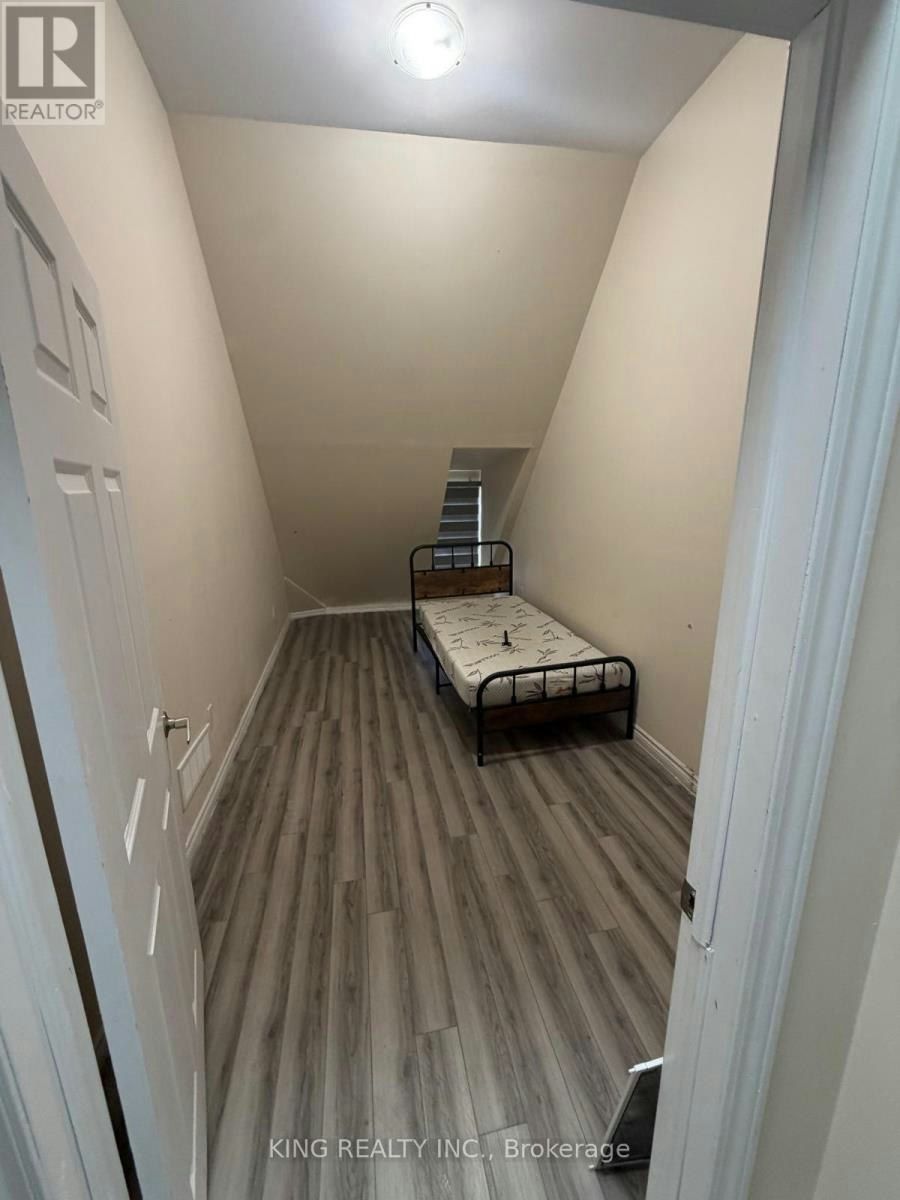 UPPER-544 Dundas Street E, London, ON, N6B 1W8 - 8