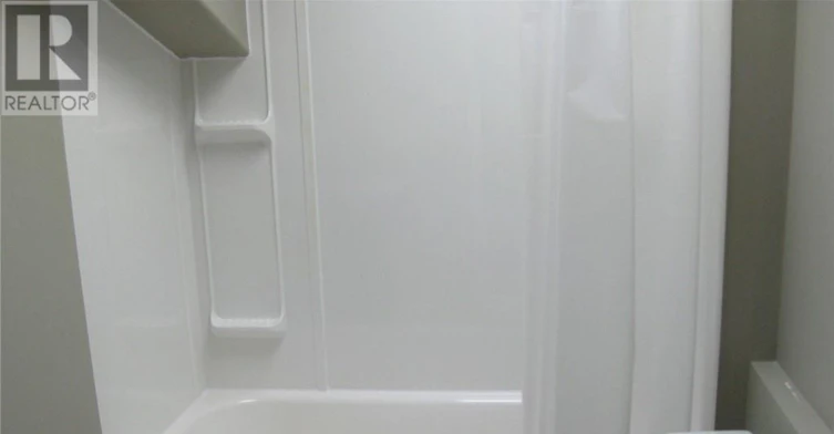 104 Fraser Street, Port Colborne, ON, L3K 1E4 - 8