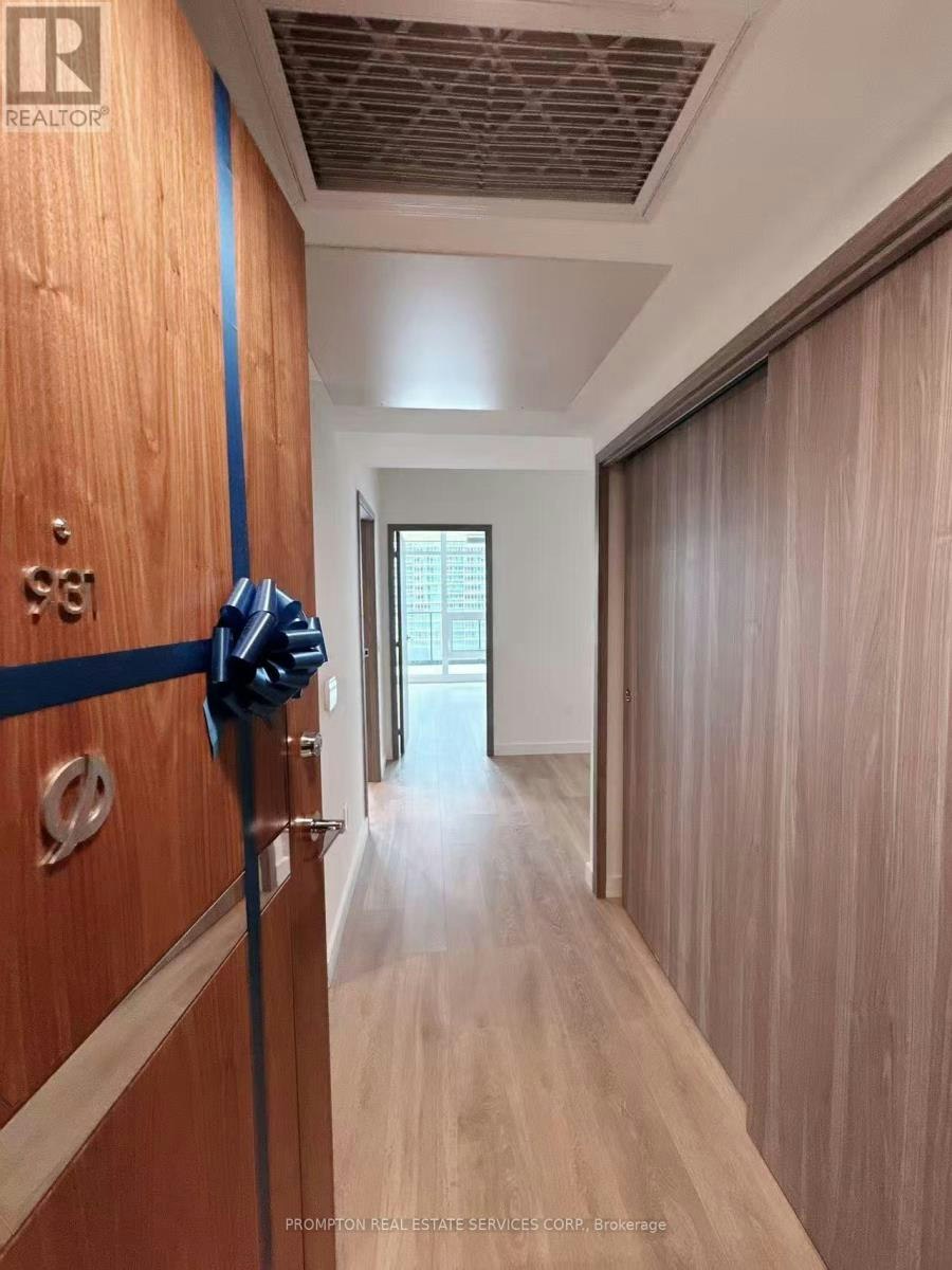 931-3 Concord City Place Way, Toronto, ON, M5V 0X4 - 2
