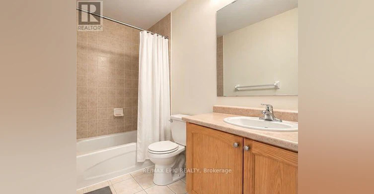 38 Wyndham Circle, Georgina, ON, L0E 1R0 - 6