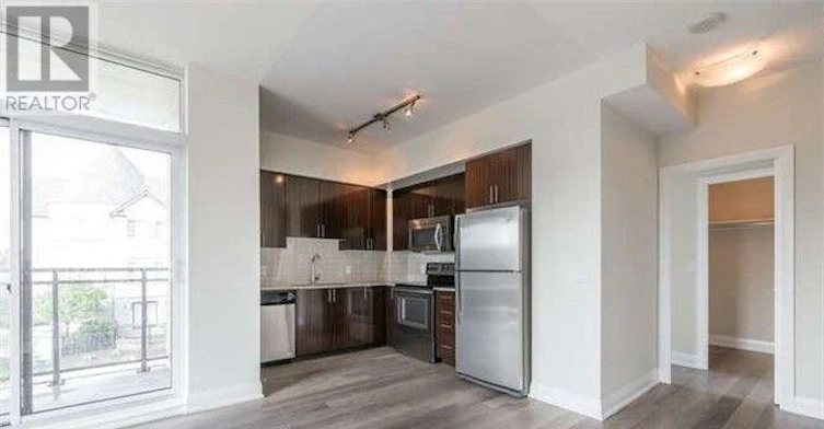 216-95 Park Road NORTH, Vaughan, ON, L4J 0J1 - 3