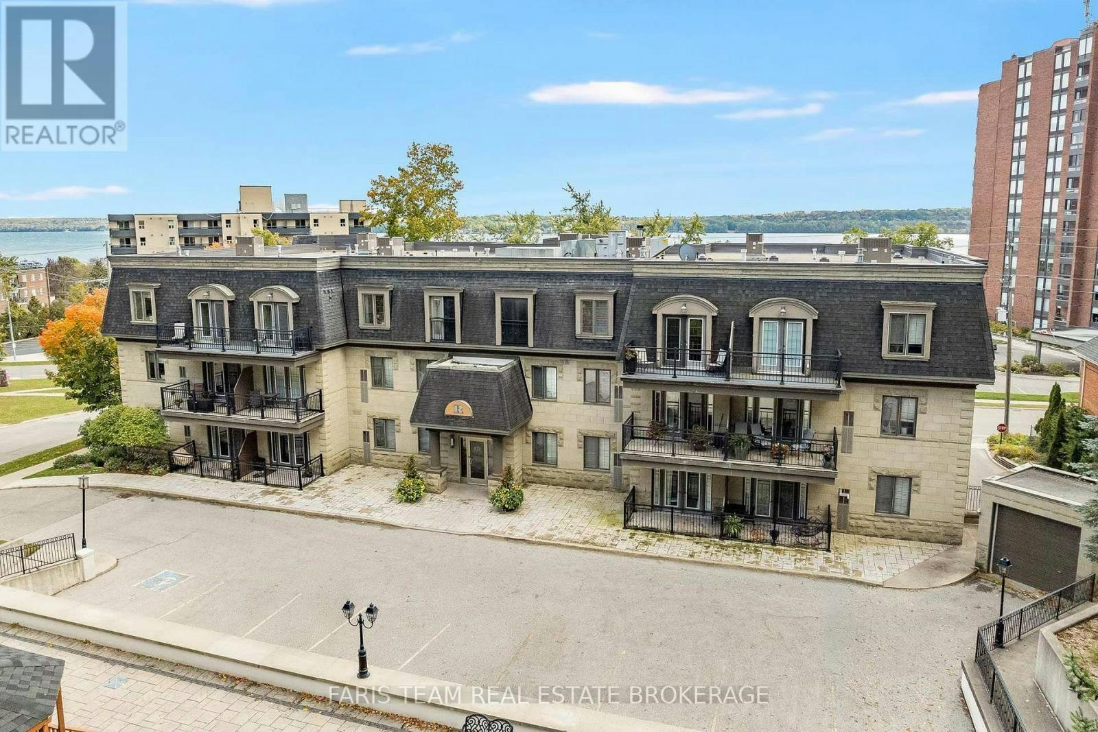 101-200 Collier Street, Barrie, ON, L4M 1H7
