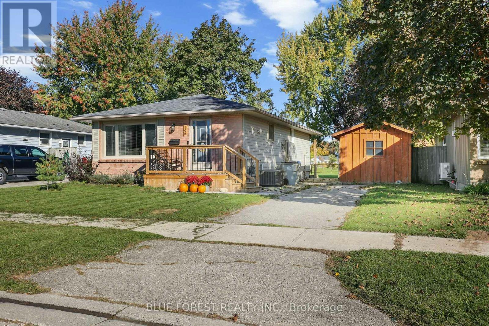 106 Harold Ct Court, Lucan Biddulph, ON, N0M 2J0