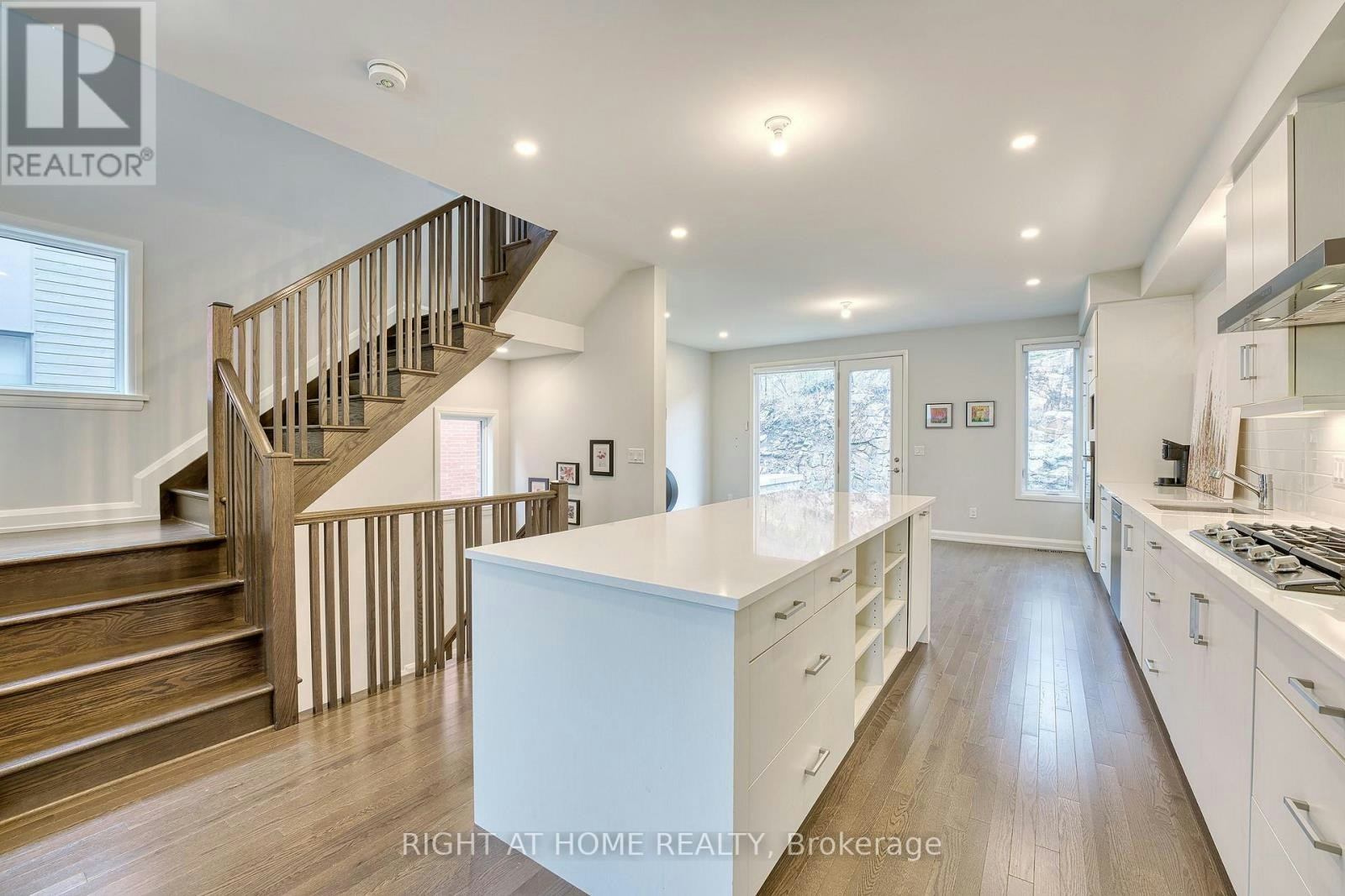 153 Boundstone Way, Ottawa, ON, K2T 0M5 - 7