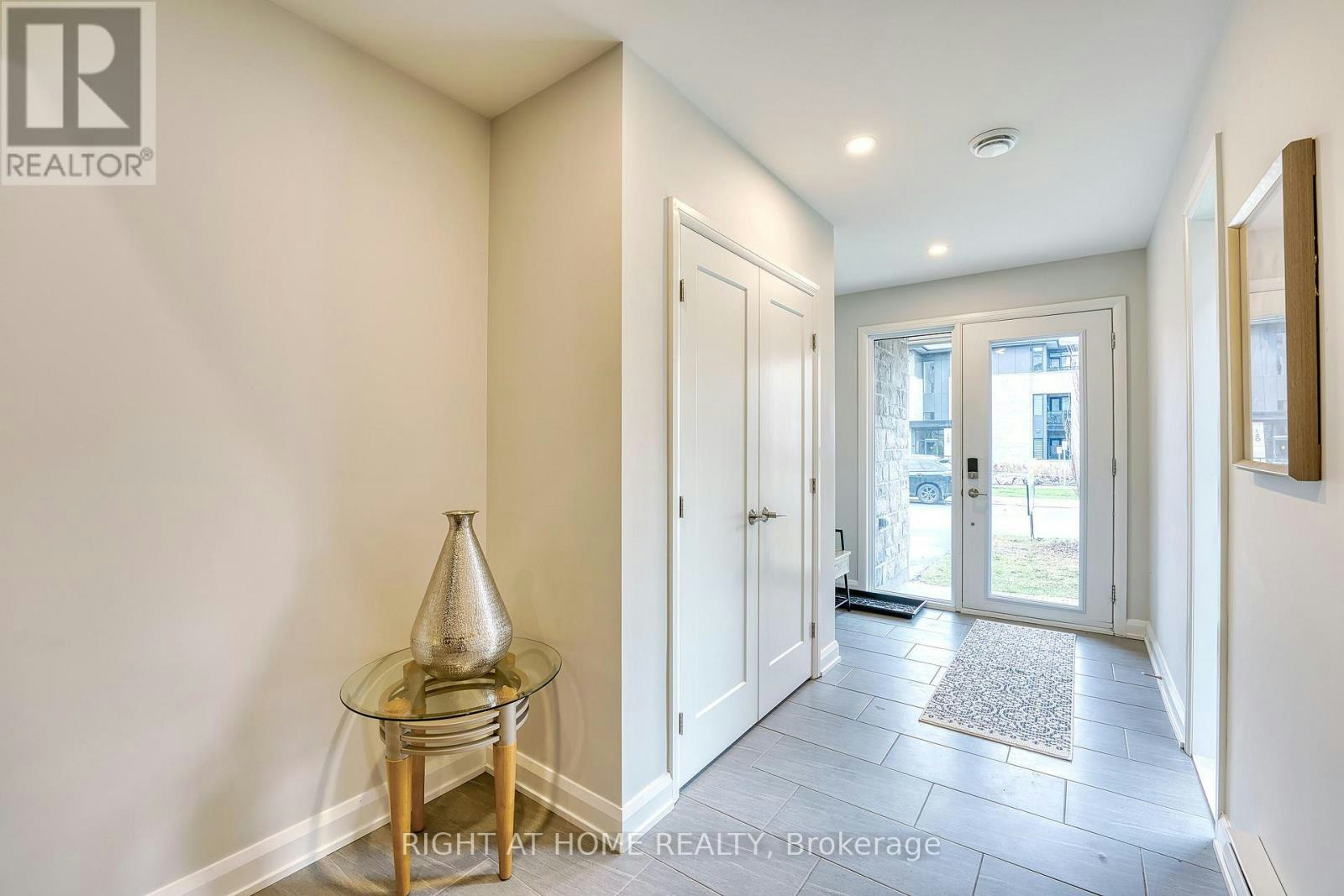 153 Boundstone Way, Ottawa, ON, K2T 0M5 - 2