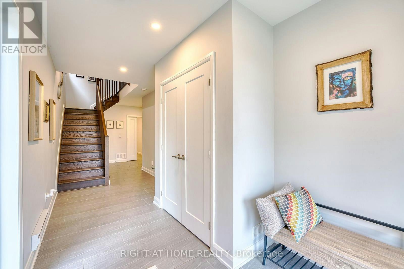 153 Boundstone Way, Ottawa, ON, K2T 0M5 - 3