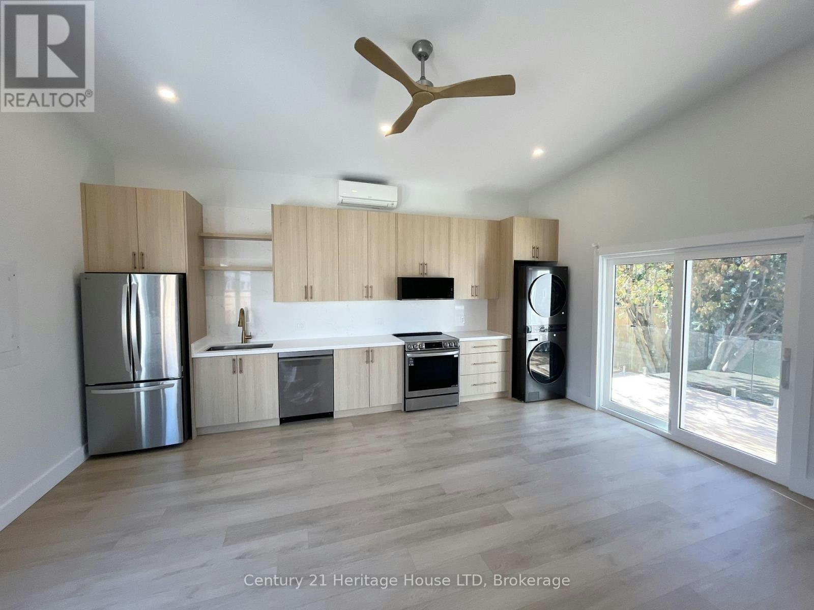 26B Valley Road, St. Catharines, ON, L2S 1Y6 4