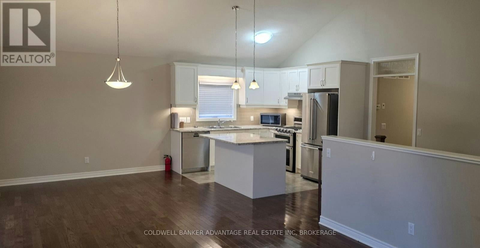 284 Classic Avenue, Welland, ON, L3B 0A4 - 5