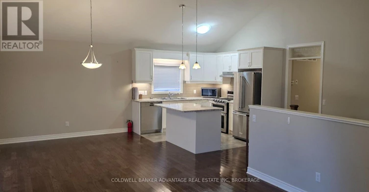 284 Classic Avenue, Welland, ON, L3B 0A4 - 5