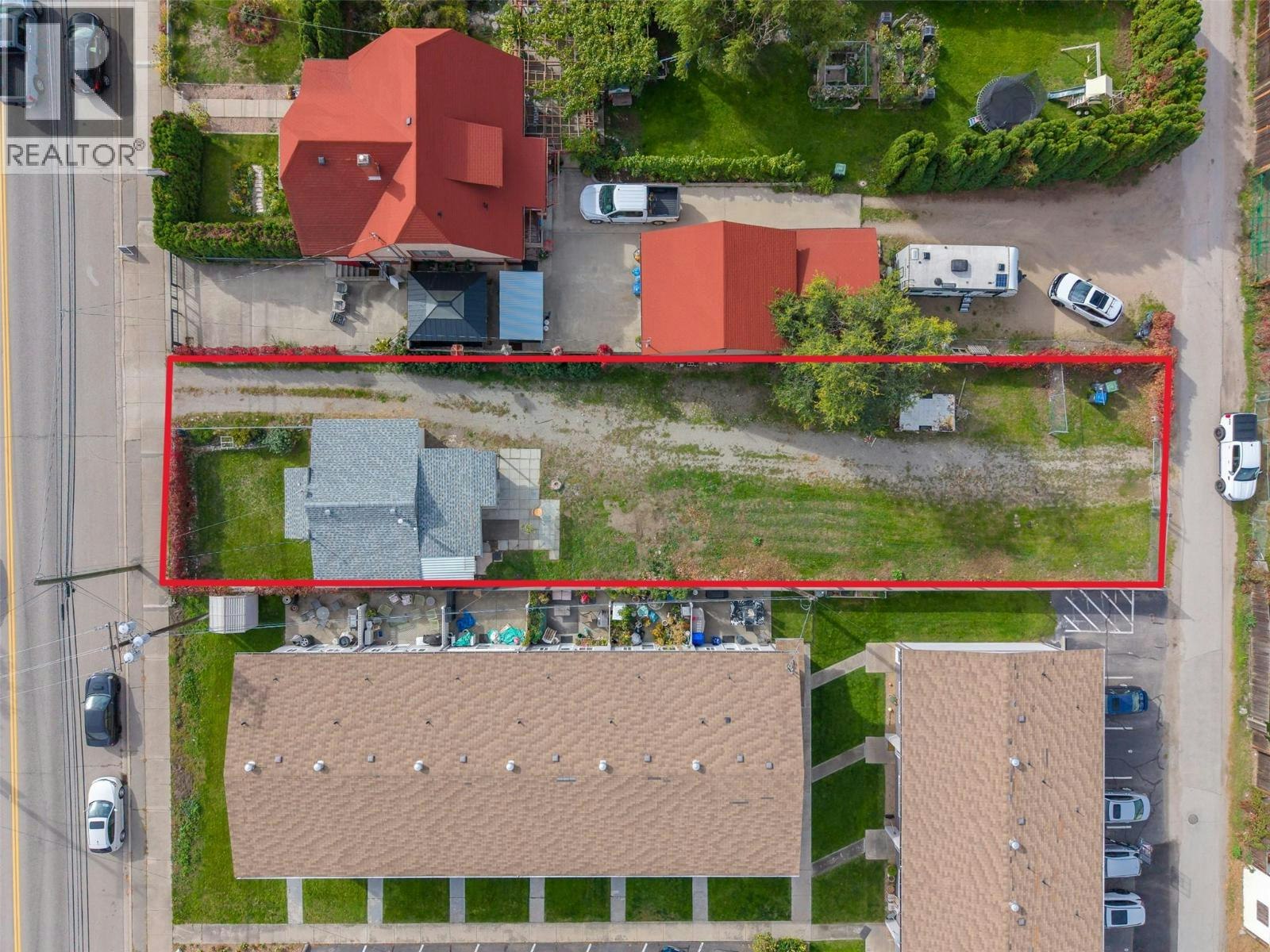 5814 Main Street, Oliver, BC, V0H 1T9