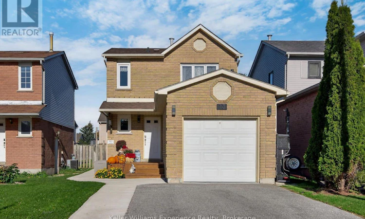 13 Lindsay Court