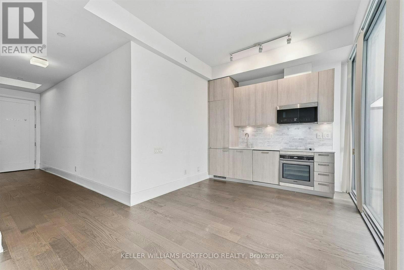 5305-50 Charles Street E, Toronto, ON, M4Y 0C3 - 9