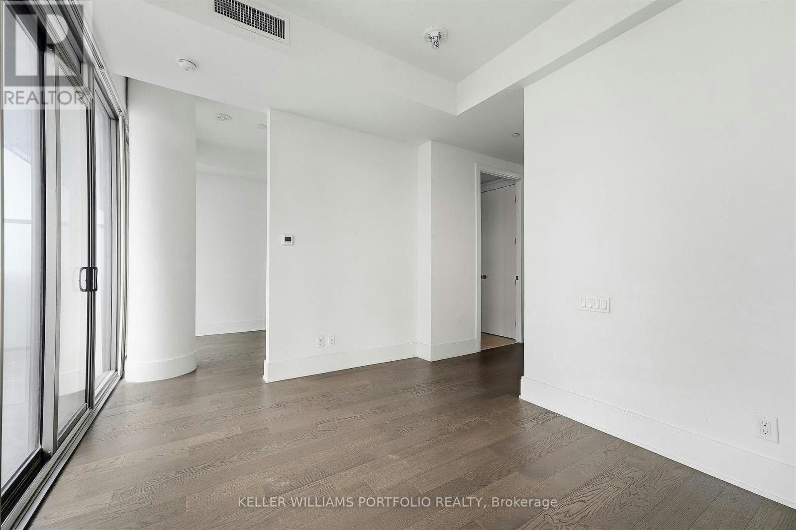 5305-50 Charles Street E, Toronto, ON, M4Y 0C3 - 13
