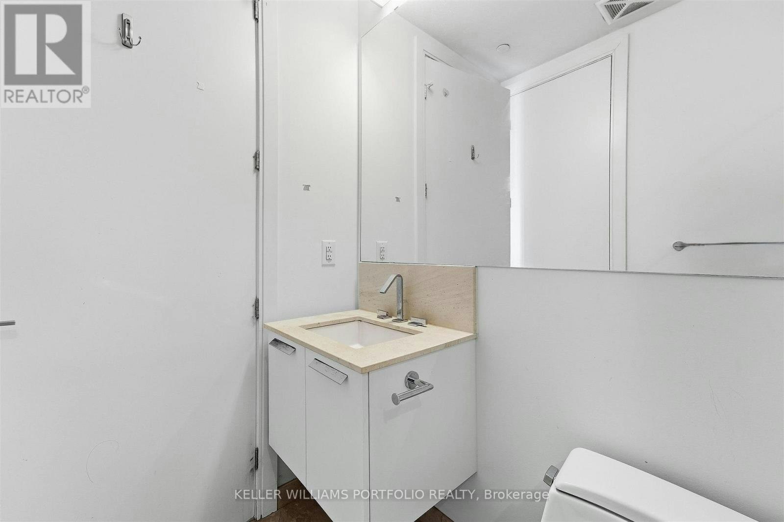 5305-50 Charles Street E, Toronto, ON, M4Y 0C3 - 20