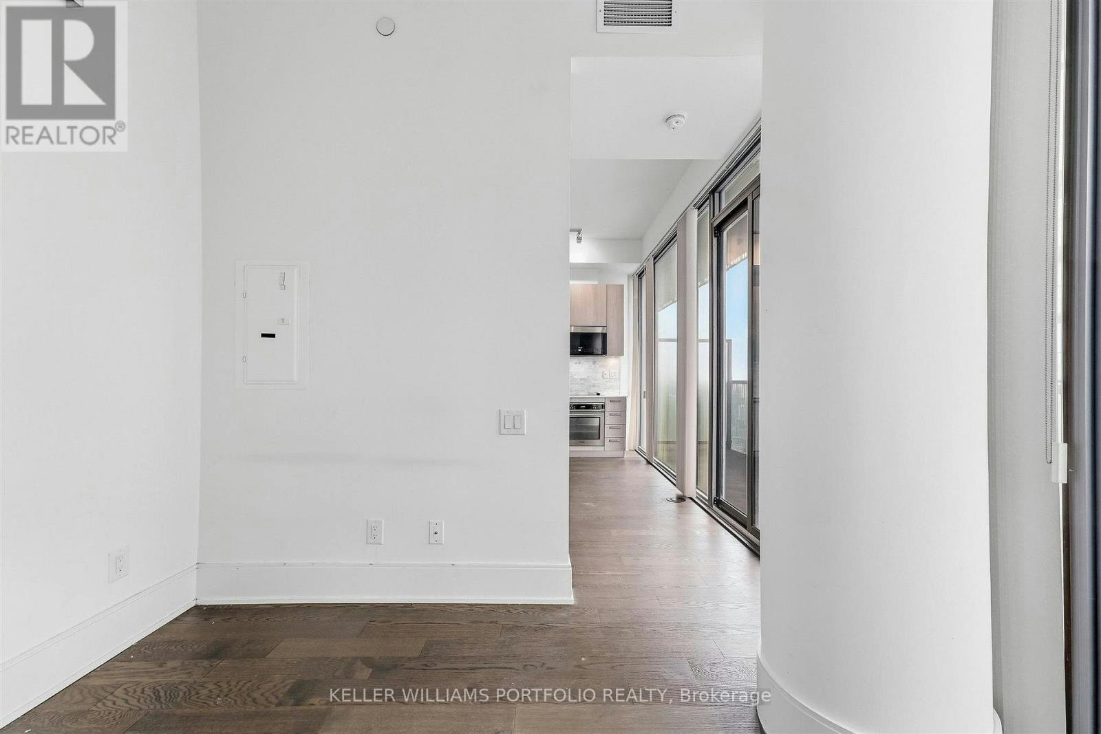 5305-50 Charles Street E, Toronto, ON, M4Y 0C3 - 17