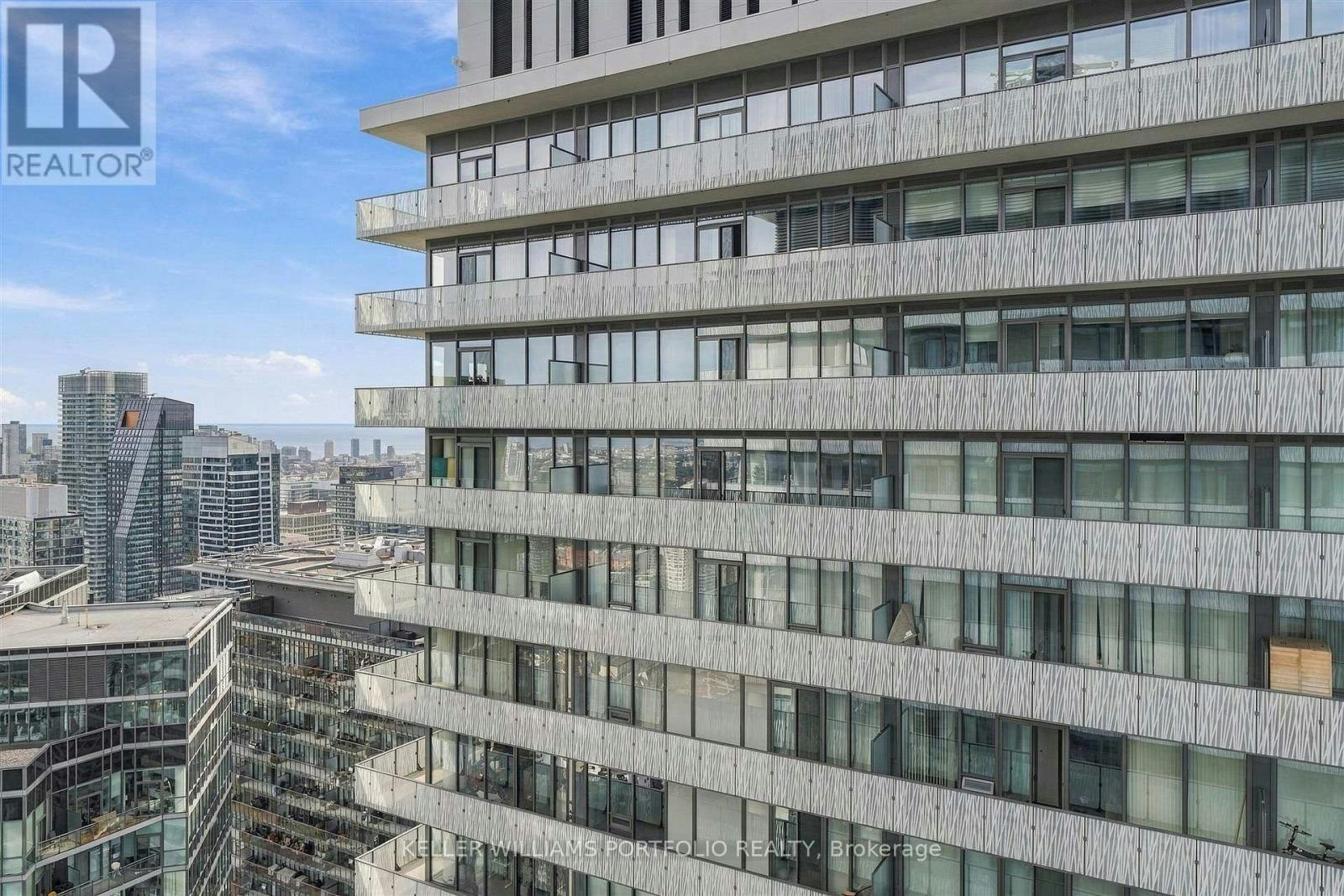 5305-50 Charles Street E, Toronto, ON, M4Y 0C3 - 25