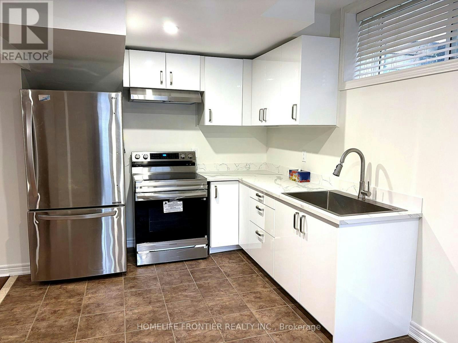 LOWER-33 Green Meadows Circle, Toronto, ON, M2J 5G6 - 2