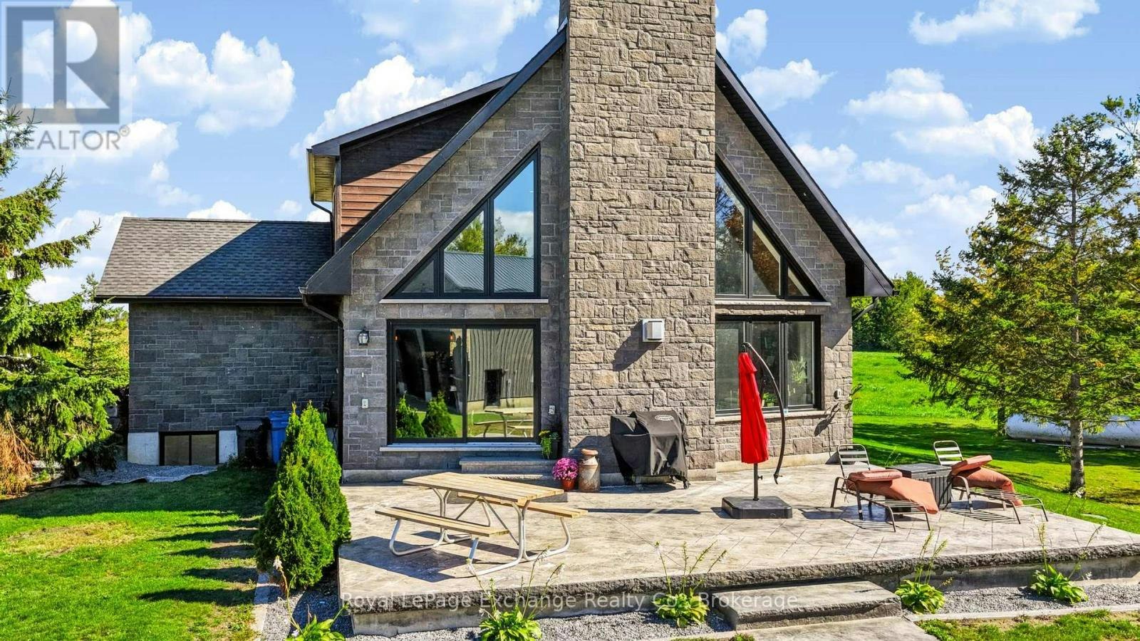 68 North Street N, Goderich, ON, N7A 3X9