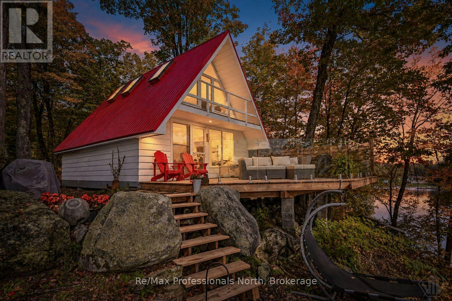 1039 Ann Street, Muskoka Lakes, ON, P1P 1R2