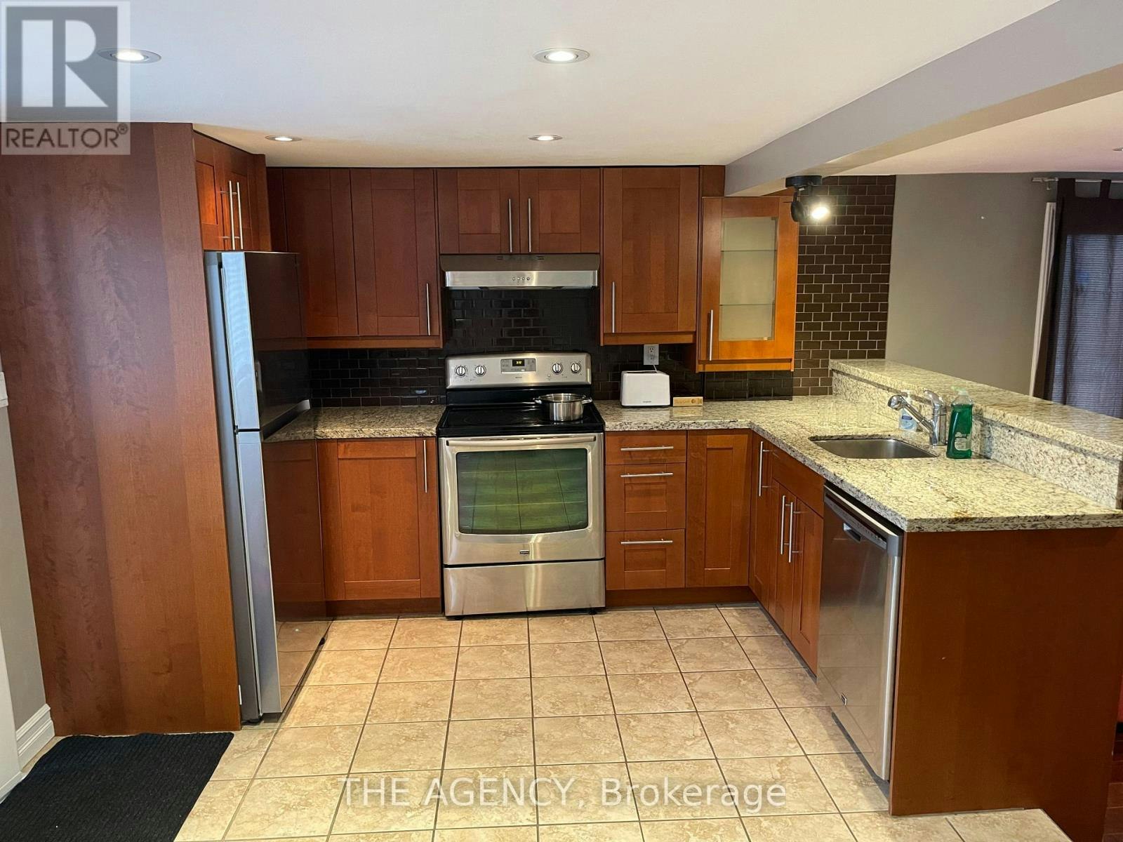 282 Terrace Drive, Georgina, ON, L4P 2Y8