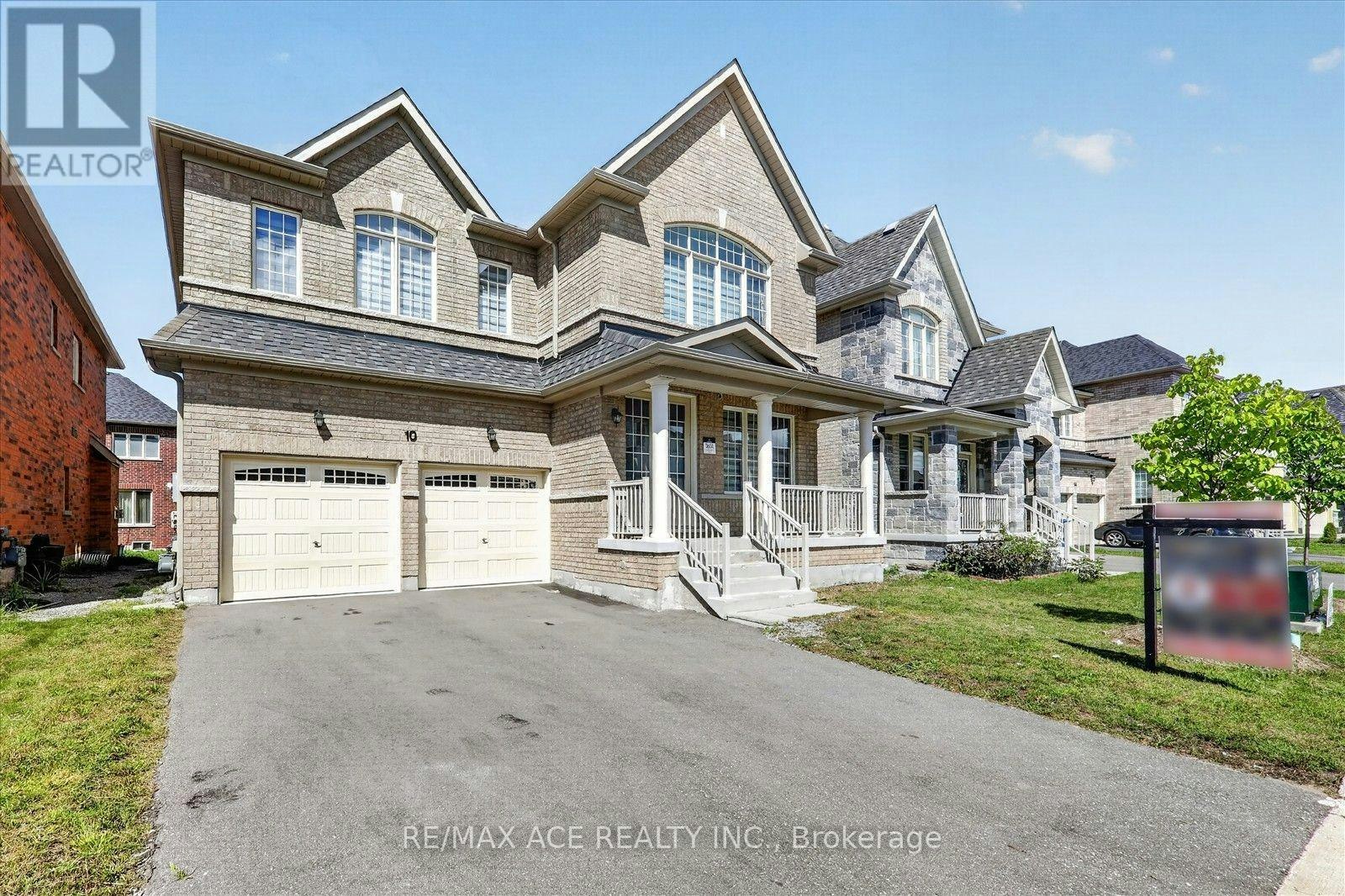 10 Hitching Post Road, Georgina, ON, L4P 2E7 - 2