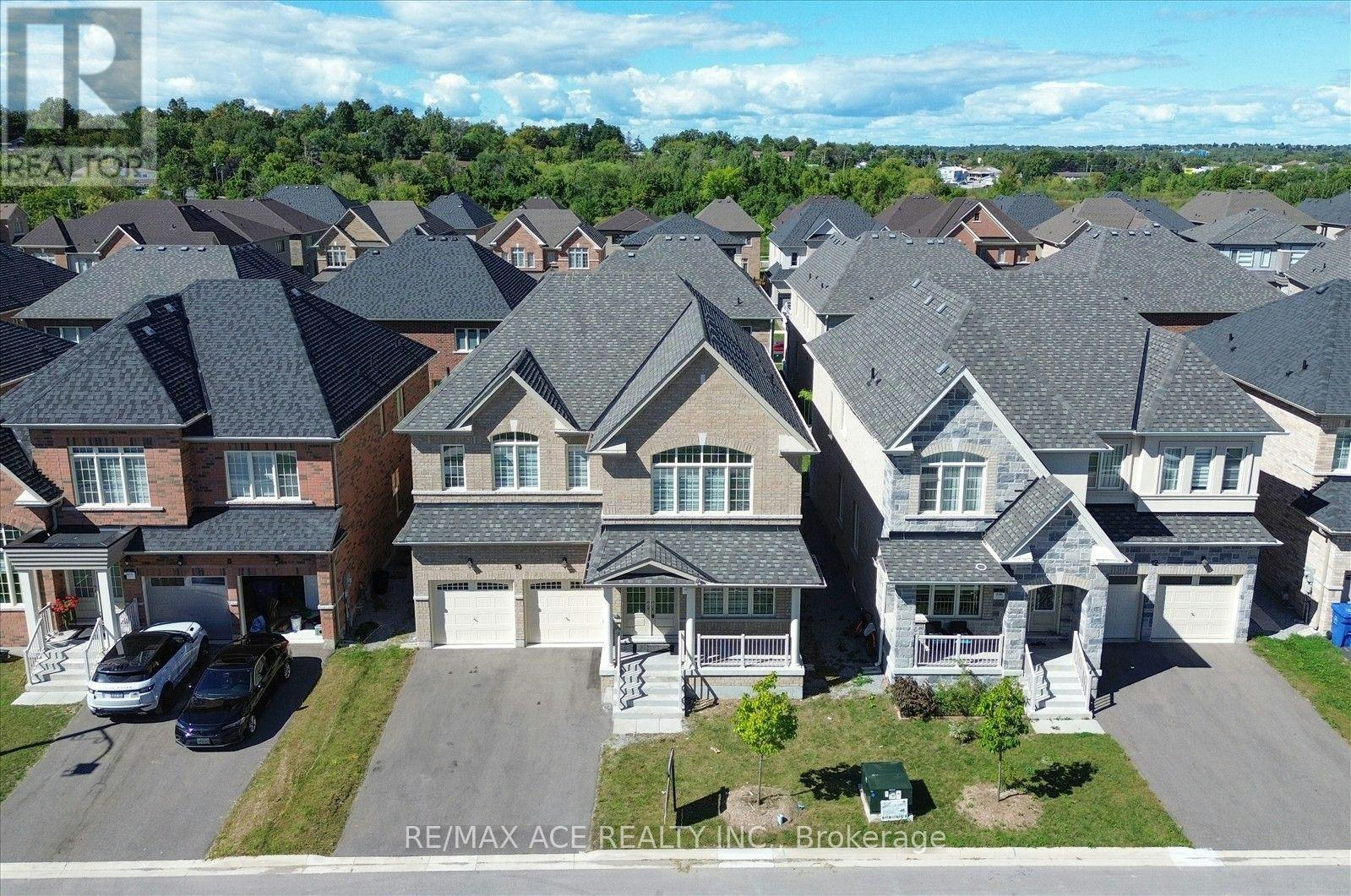 10 Hitching Post Road, Georgina, ON, L4P 2E7 - 4