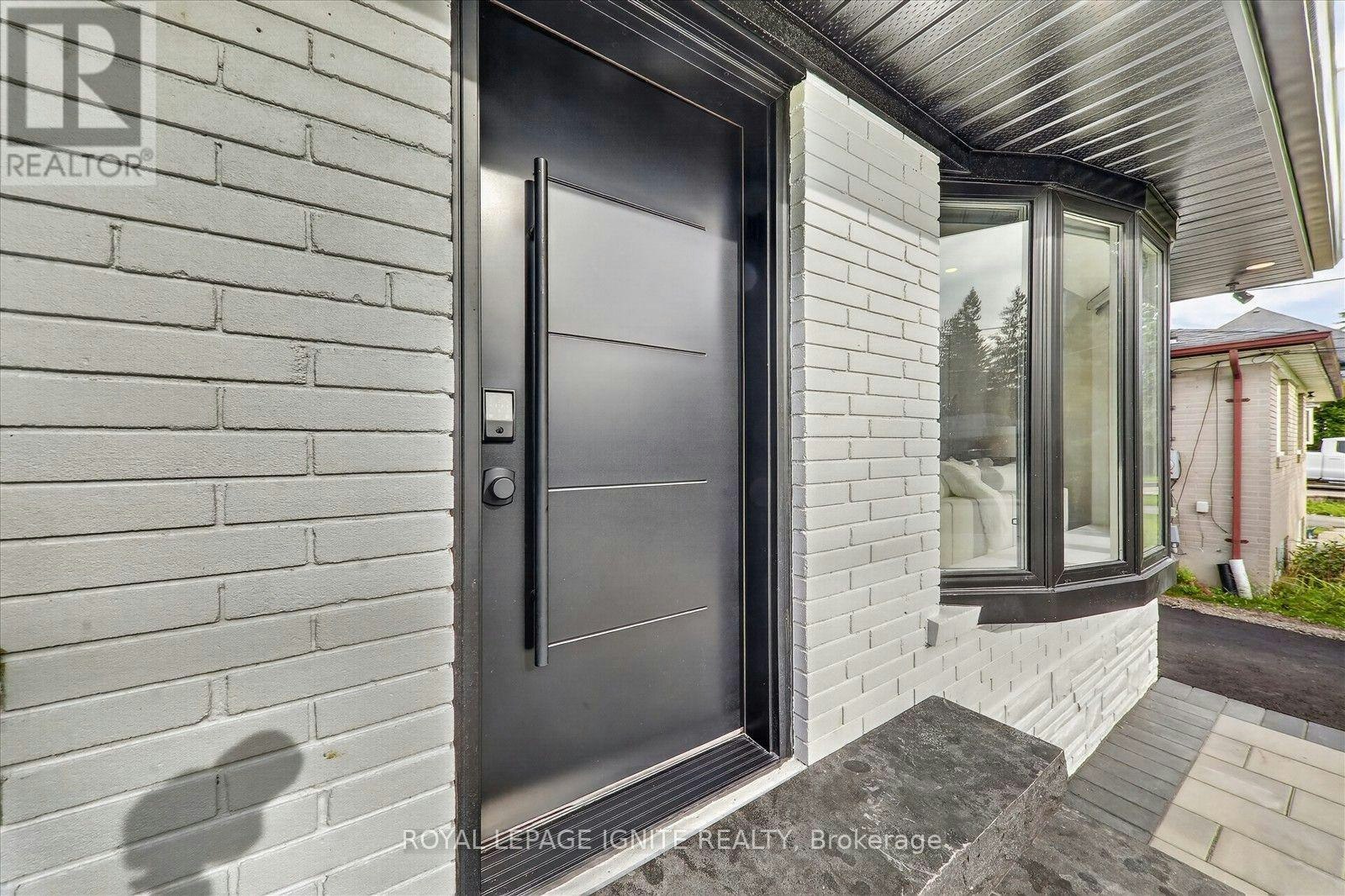 MAIN-103 Baker Street, Whitchurch-Stouffville, ON, L4A 4X9 - 7