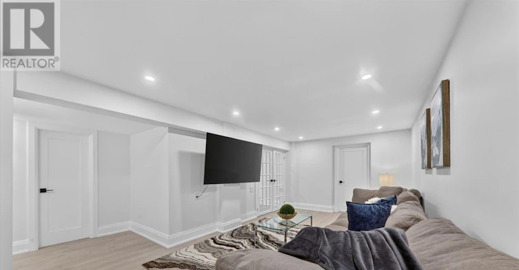 BSMT-103 Baker Street, Whitchurch-Stouffville, ON, L4A 4X9 - 13