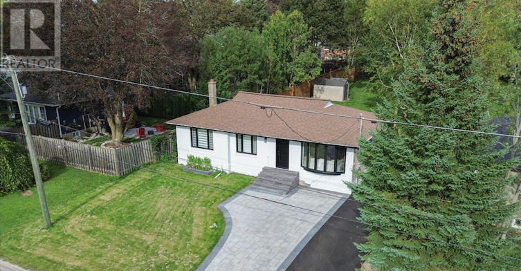 103 Baker Street, Whitchurch-Stouffville, ON, L4A 4X9 - 2