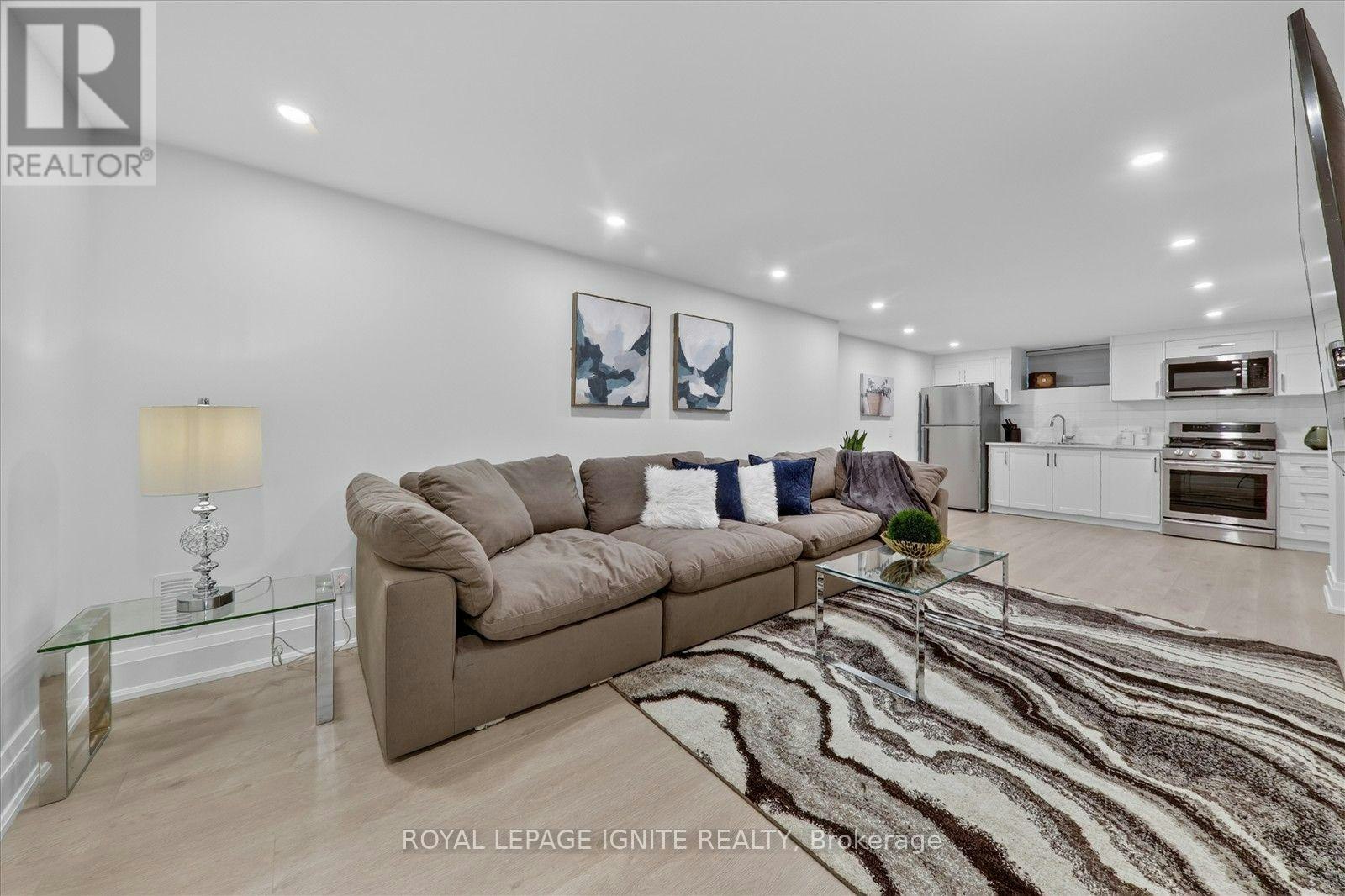 103 Baker Street, Whitchurch-Stouffville, ON, L4A 4X9 - 33