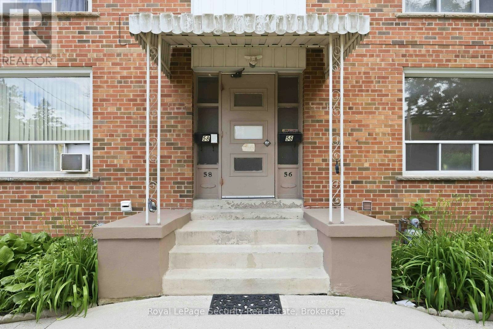 3-58 Leduc Drive, Toronto, ON, M9W 2A9