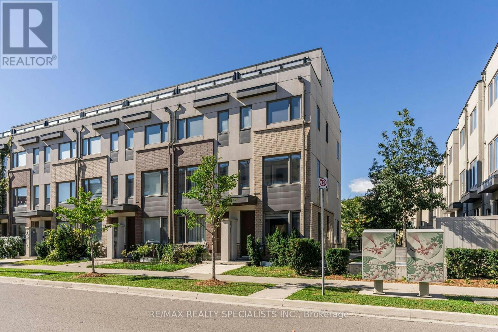 162 William Duncan Road, Toronto, ON, M3K 0C1