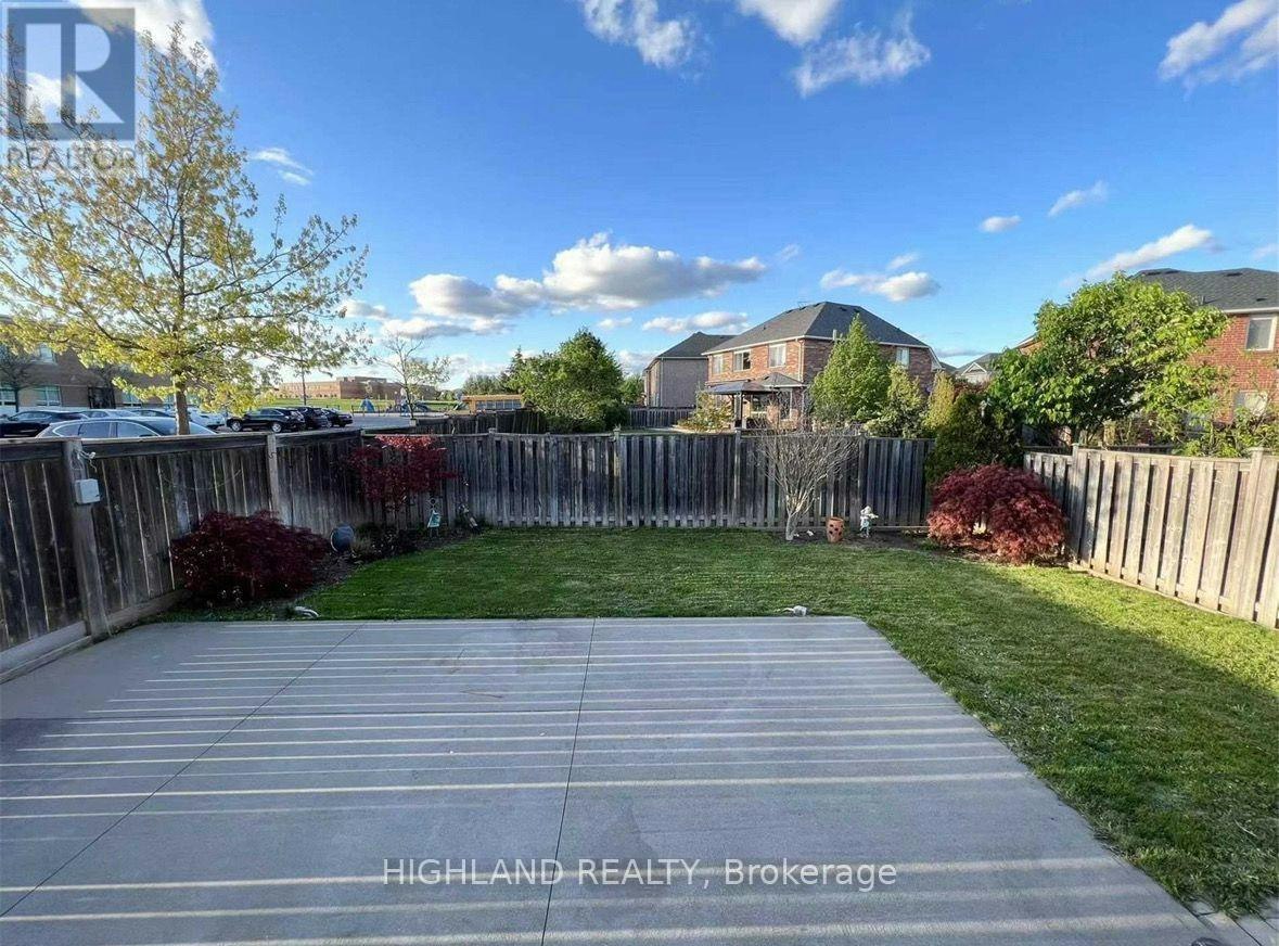 2109 Grand Oak Trail, Oakville, ON, L6M 4S7 - 3