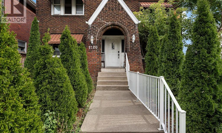 1120 Dougall Avenue