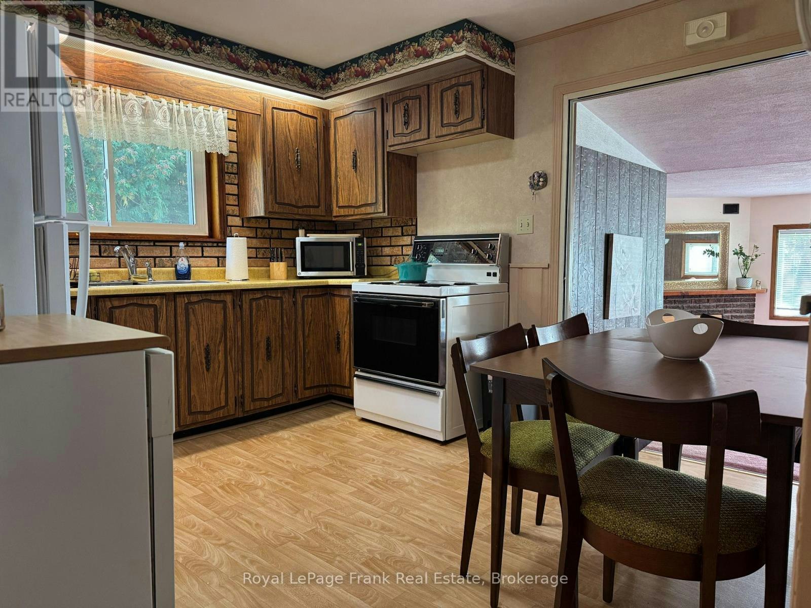 3820 Trulls Road, Clarington, ON, L1E 2L3 - 10