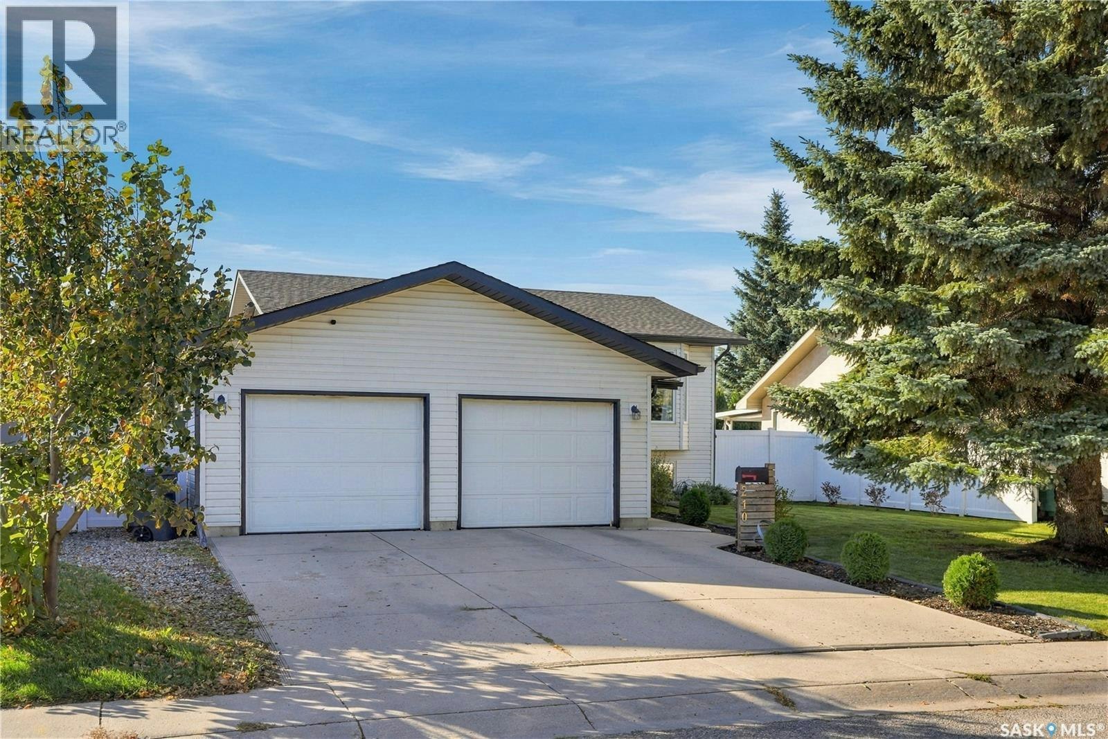 210 Coben Crescent, Saskatoon, SK, S7S 1B3