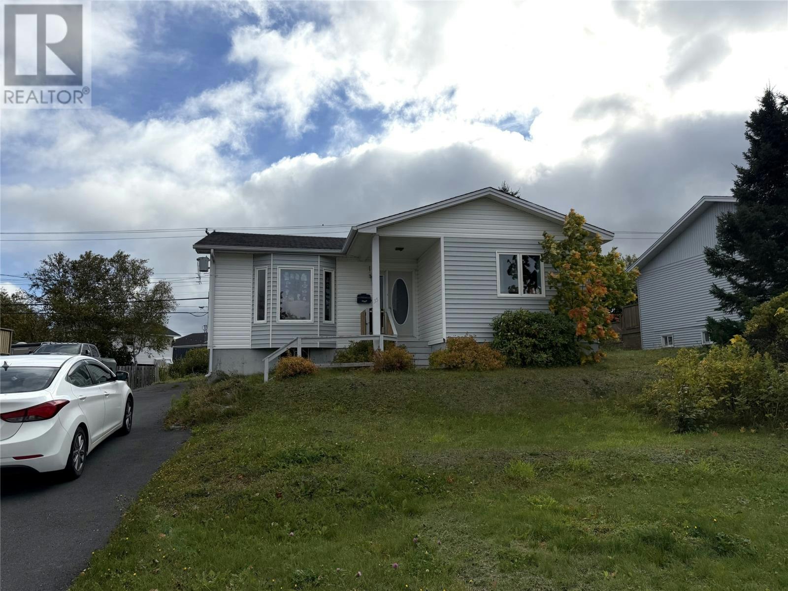 35 Morgan Drive, Gander, NL, A1V 2H8