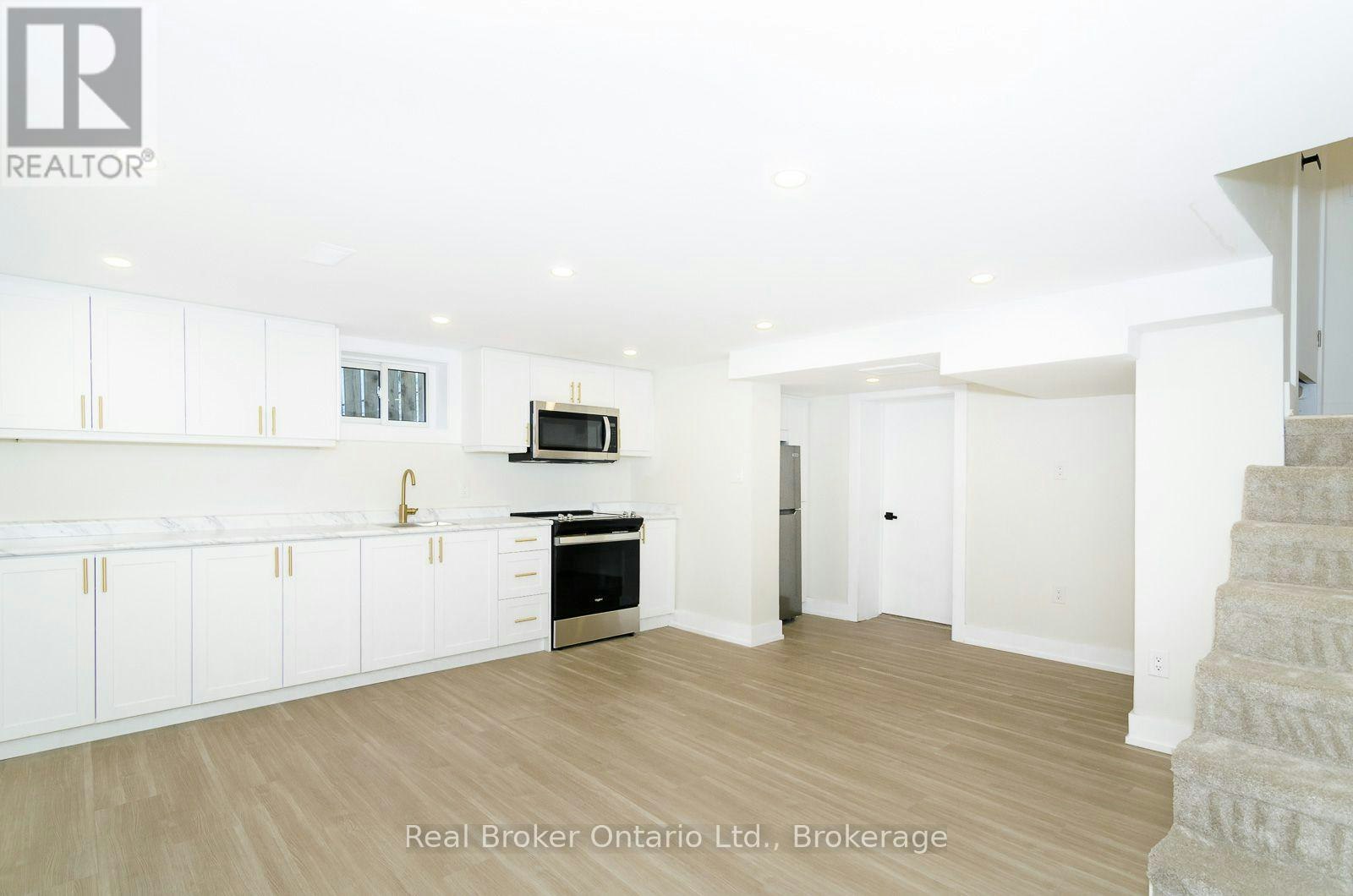 LOWER-1175 Dunsmure Road, Hamilton, ON, L8H 1K9 - 3