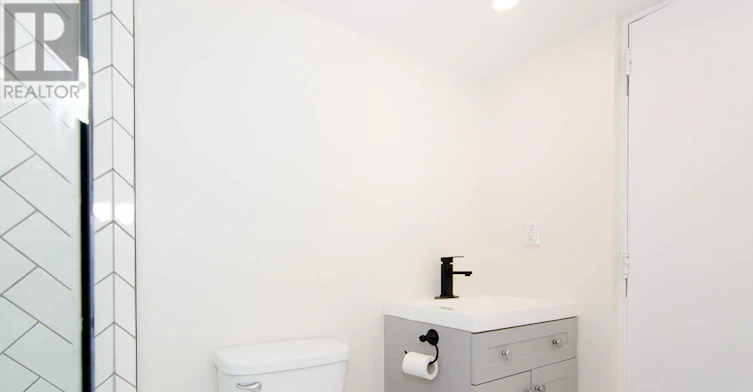 LOWER-1175 Dunsmure Road, Hamilton, ON, L8H 1K9 - 8