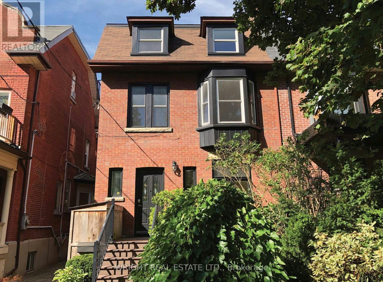 112 Albany Avenue, Toronto, ON, M5R 3C4