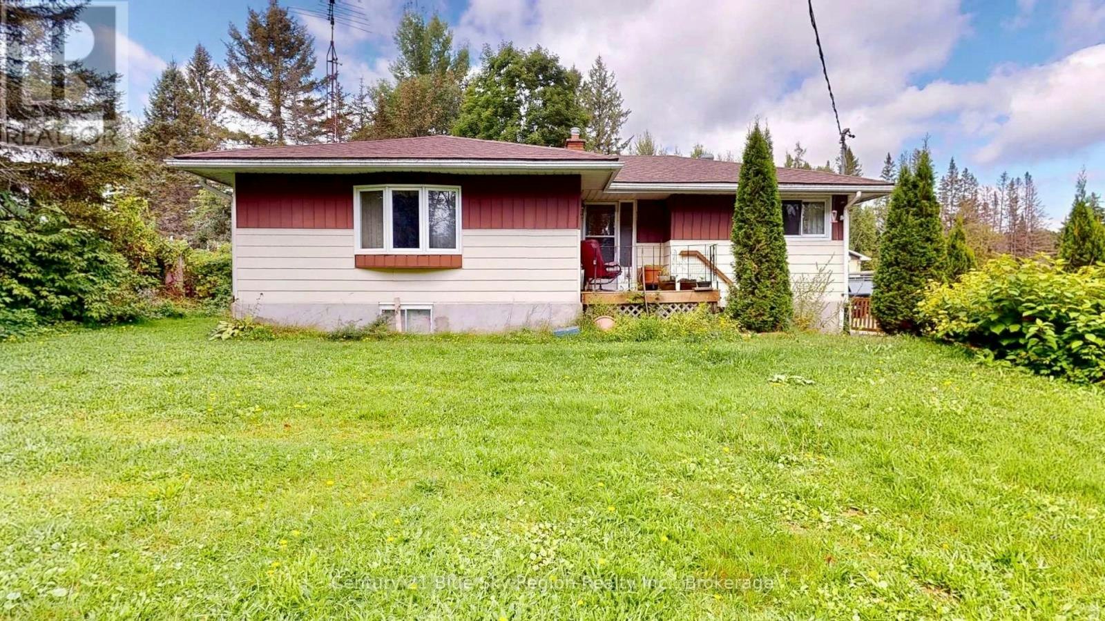 76 Horn Lake Road S, Armour, ON, P0A 1C0