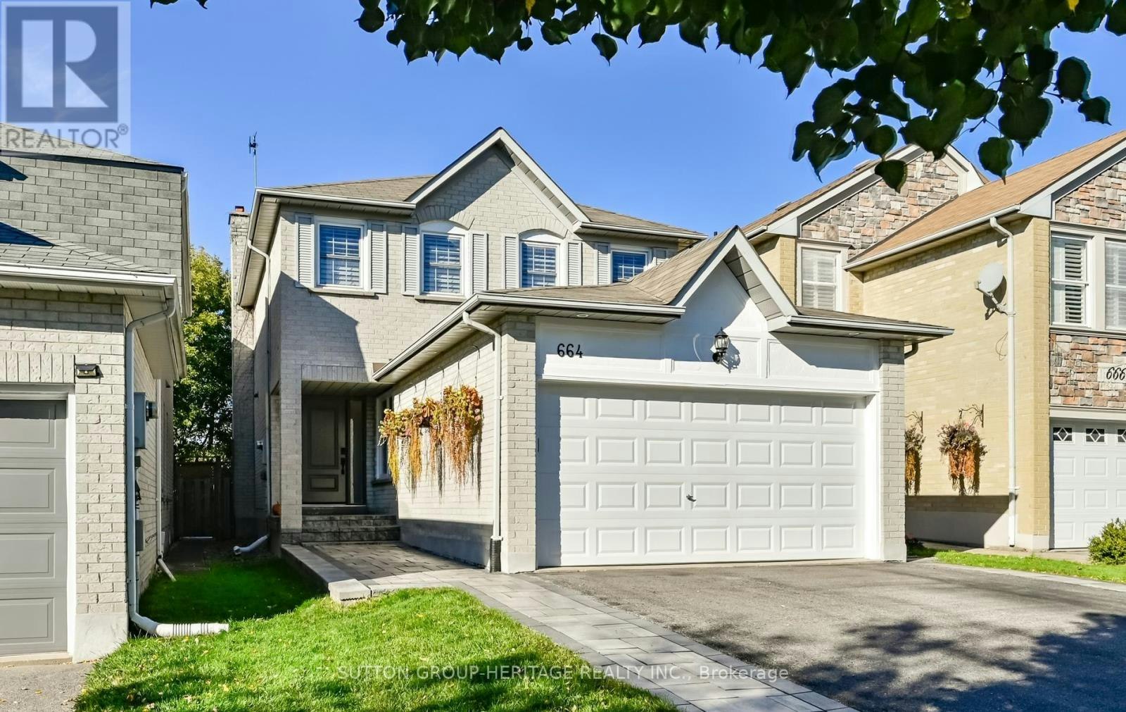 664 Eramosa Crescent, Pickering, ON, L1V 5N4