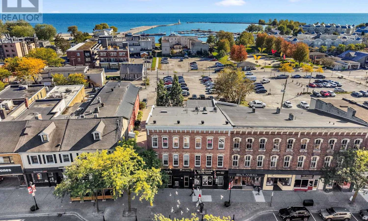 202-19 King Street W