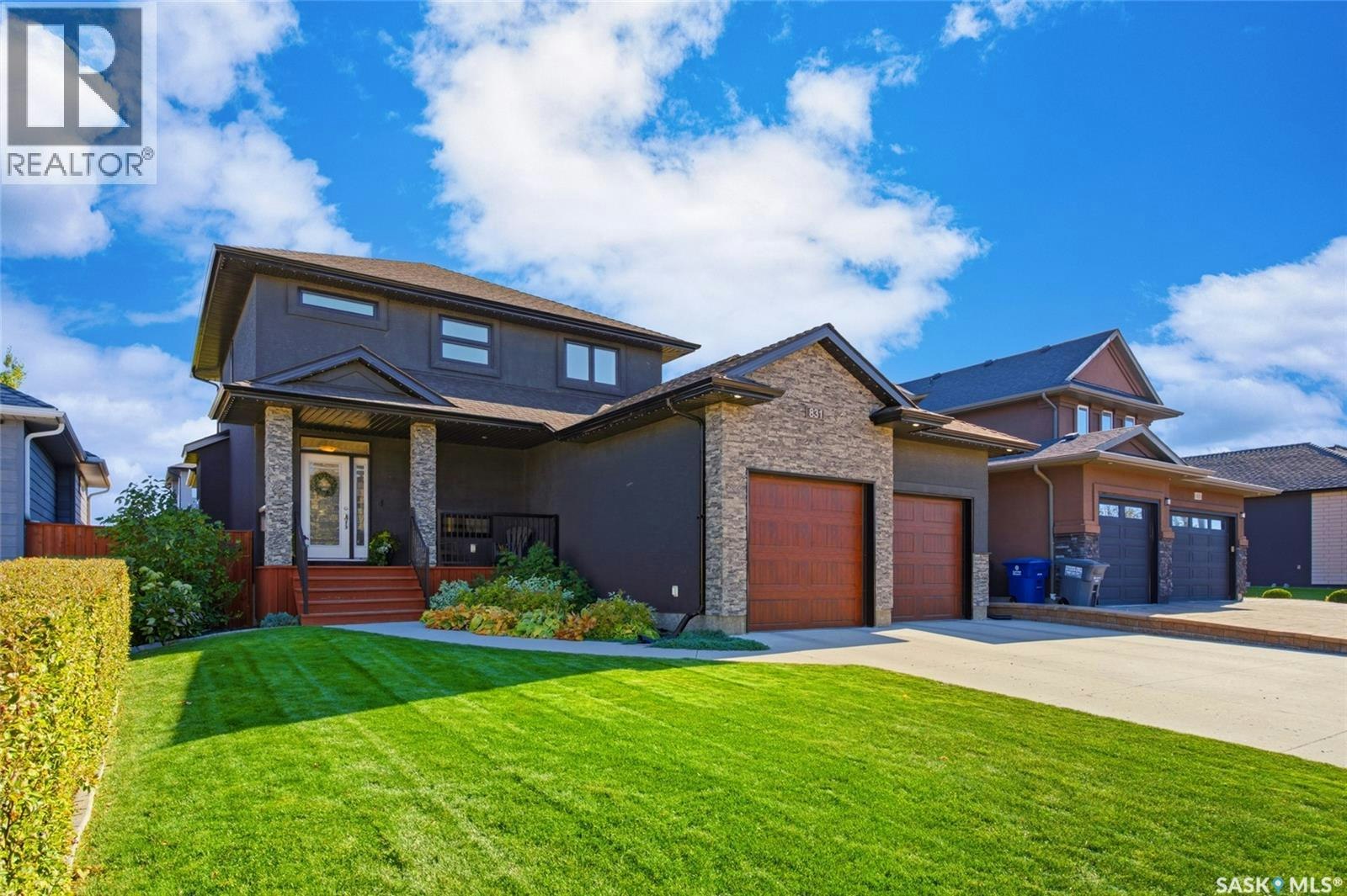 831 Salloum Crescent, Saskatoon, SK, S7W 0N2
