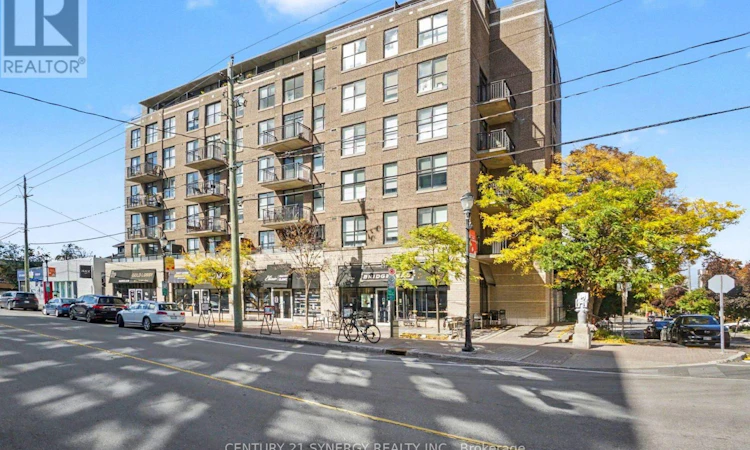 PH4-150 Caroline Avenue