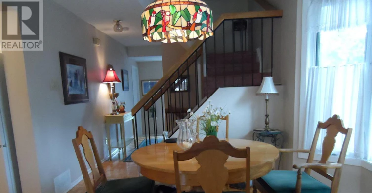 2A Millrise Lane, Ottawa, ON, K2G 5G1 - 5