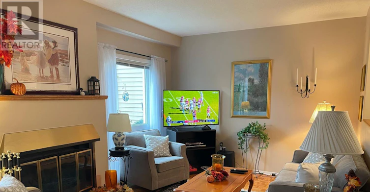 2A Millrise Lane, Ottawa, ON, K2G 5G1 - 6