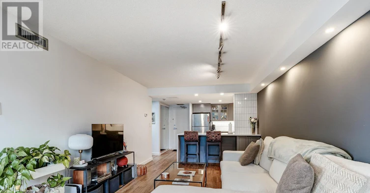 302-705 King Street W, Toronto, ON, M5V 2W8 - 17